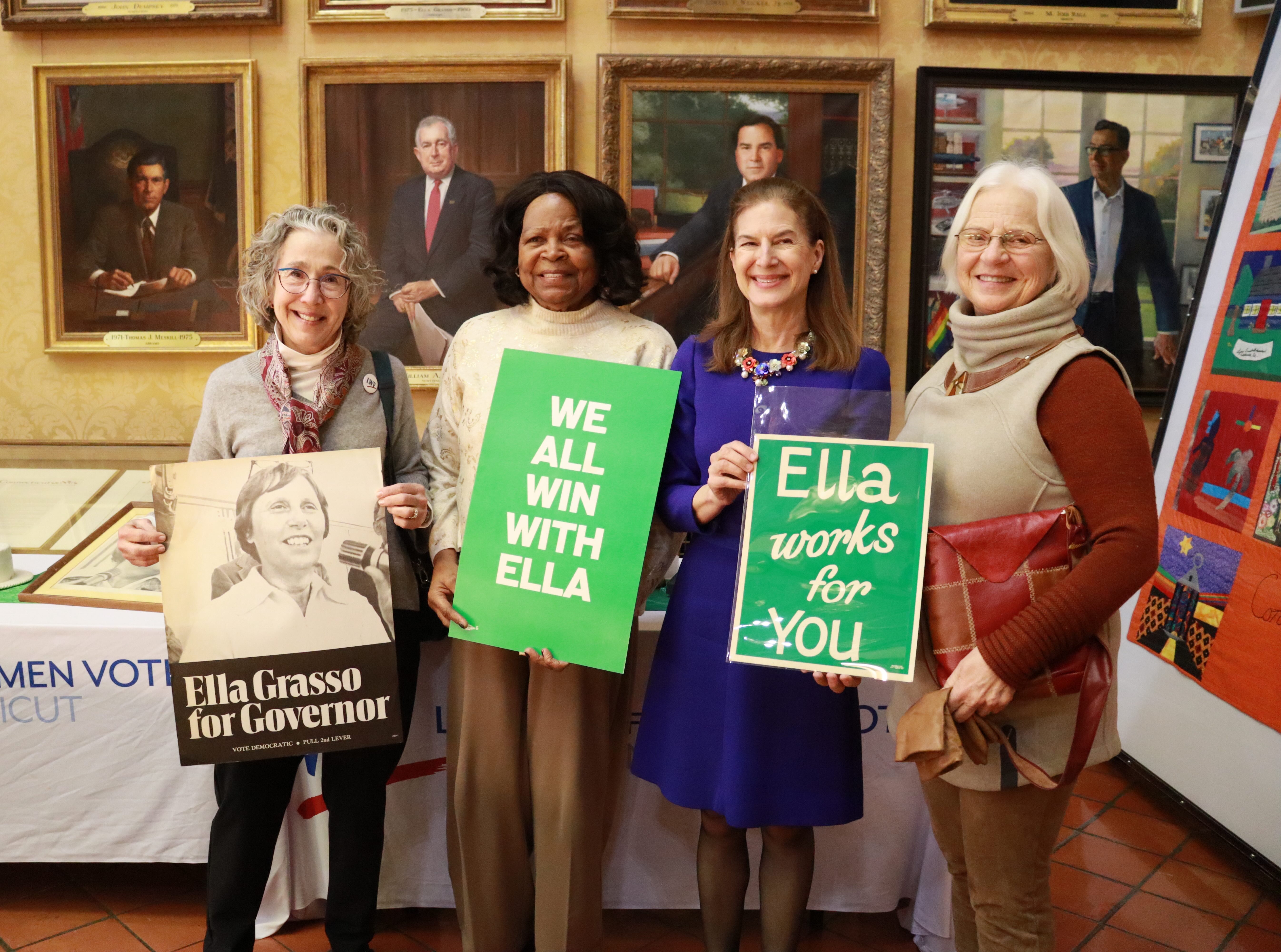 picture of Patricia Rossi, Peggy Lampkin, Susan Bysiewicz, and Joanne Moore