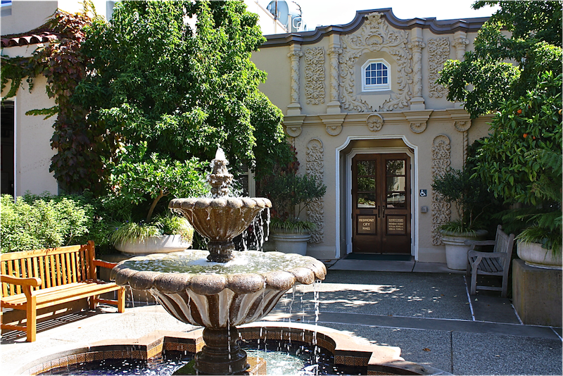 Fountain at Piedmont City Hall