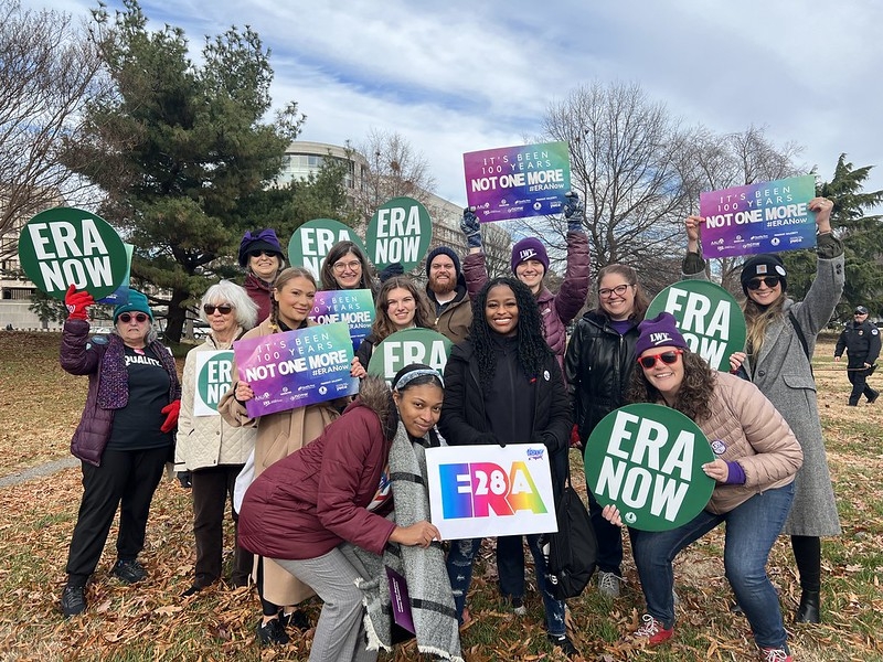 LWV staff holding pro-ERA signs