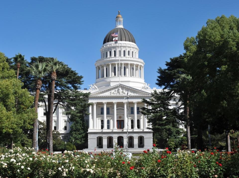 Cal Capitol Bldg