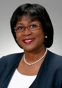 Dr. amelia Ross-Hammond