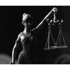 scales of justice 