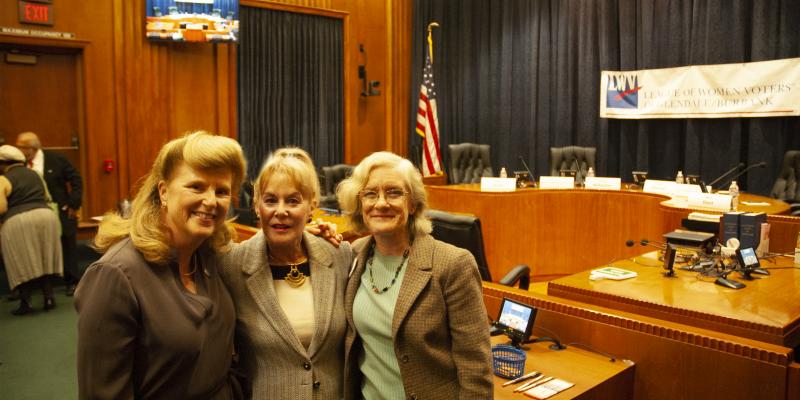 League members participating in candidate forum