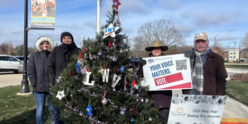 Warrenville Holly Days League of Women Voters Decorated Tree